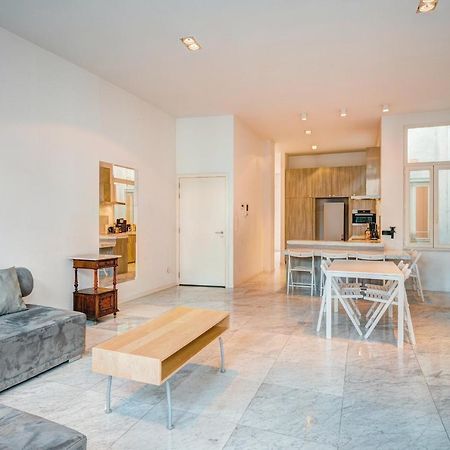 Three Bedroom Marble Apartment In The Heart Of Antwerp Exterior photo