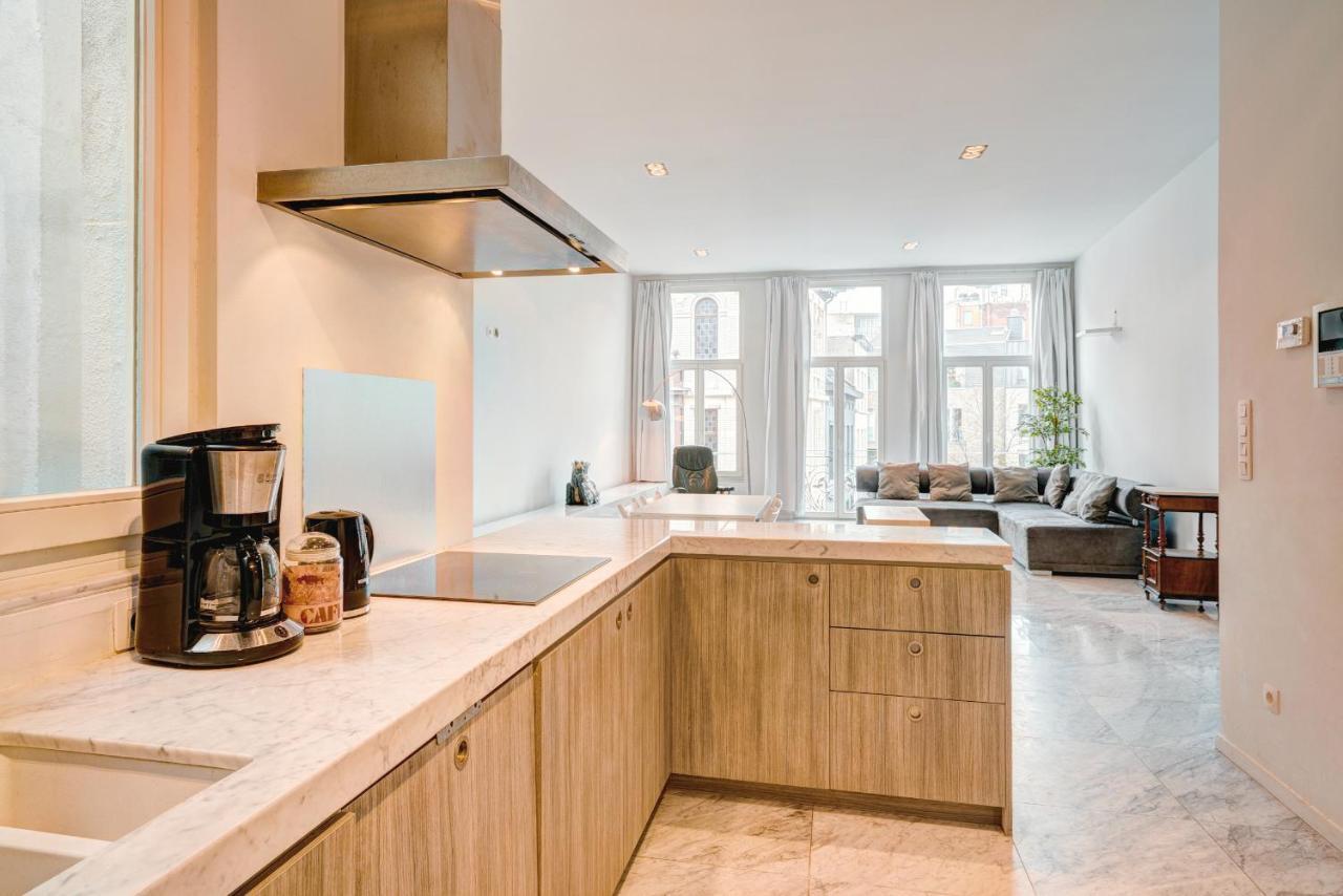 Three Bedroom Marble Apartment In The Heart Of Antwerp Exterior photo
