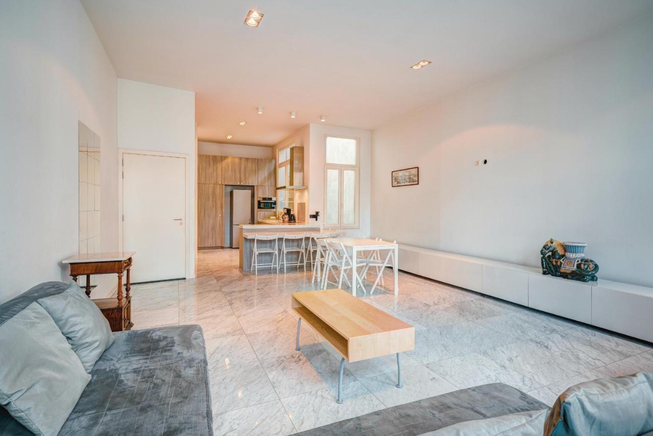 Three Bedroom Marble Apartment In The Heart Of Antwerp Exterior photo